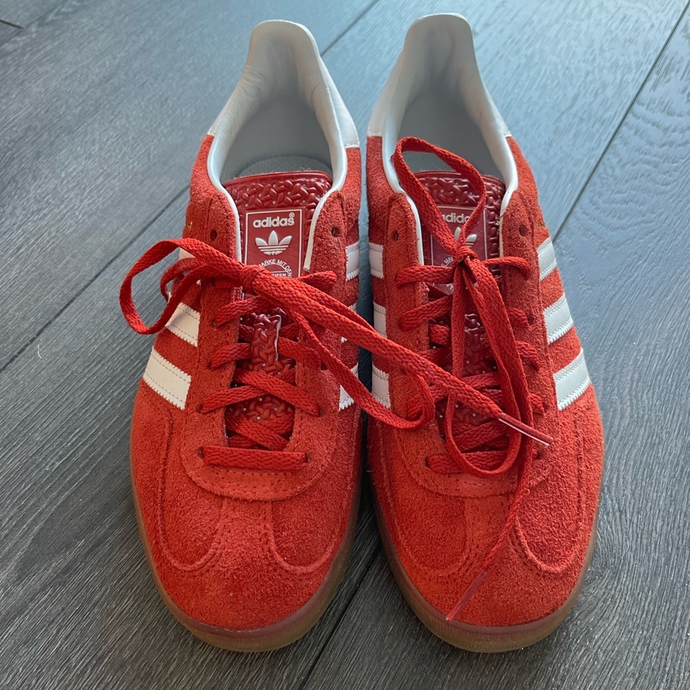New, never worn Adidas Gazelles